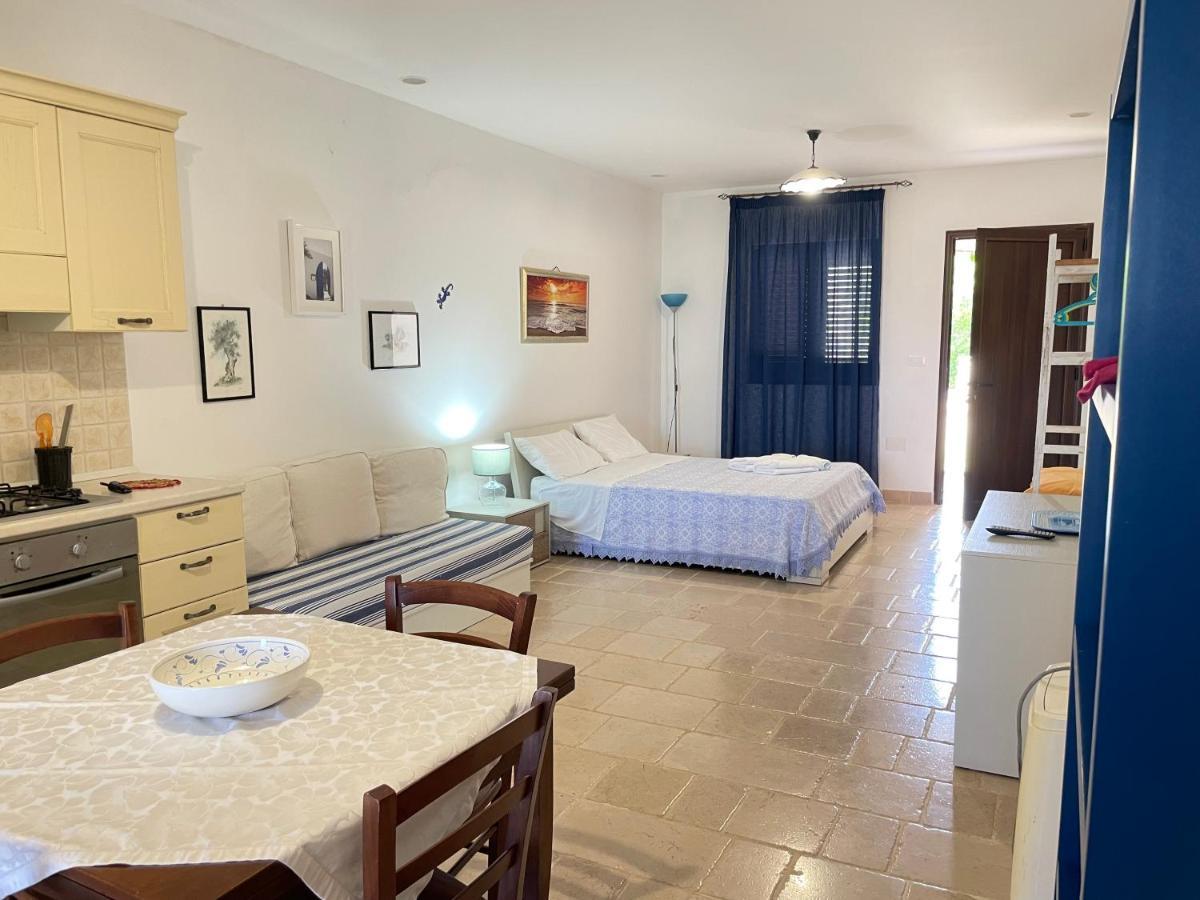 Il Terrazzo - Galatea Casa Vacanze Ґальяно-дель-Капо Екстер'єр фото